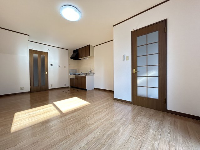 居室・リビング　※同物件別号室の写真になります