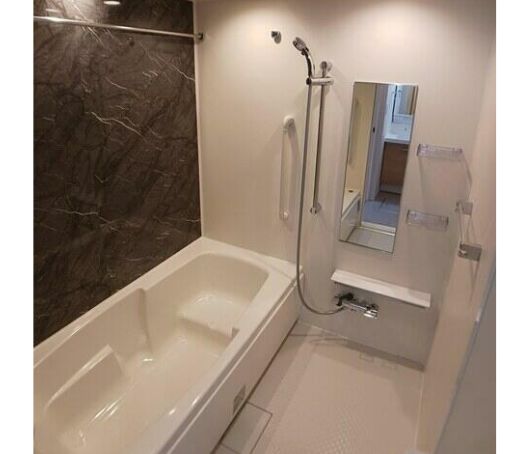 バス・シャワールーム　日々の暮らしに欠かせないお風呂です