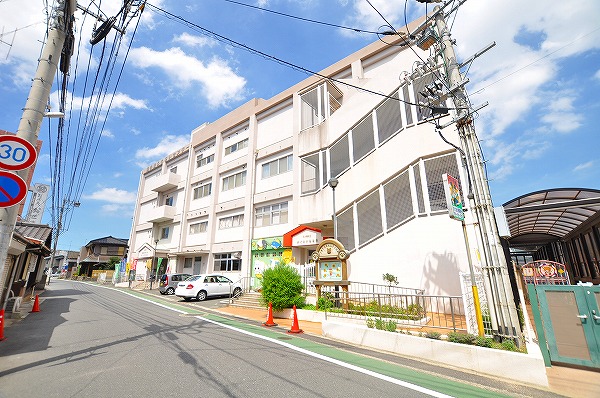 幼稚園・保育園　☆市立おぐまの保育所（幼稚園・保育園）まで940m