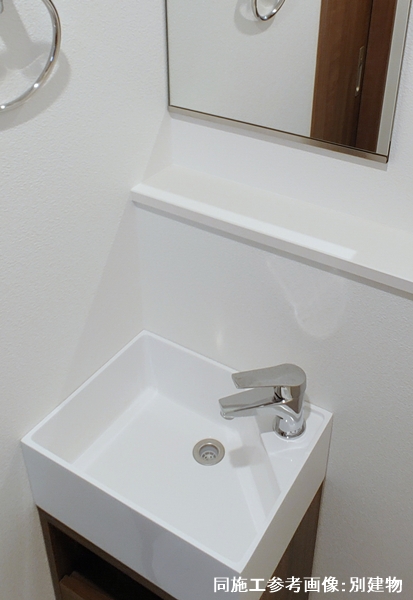 洗面設備　身支度に欠かせない独立洗面台♪