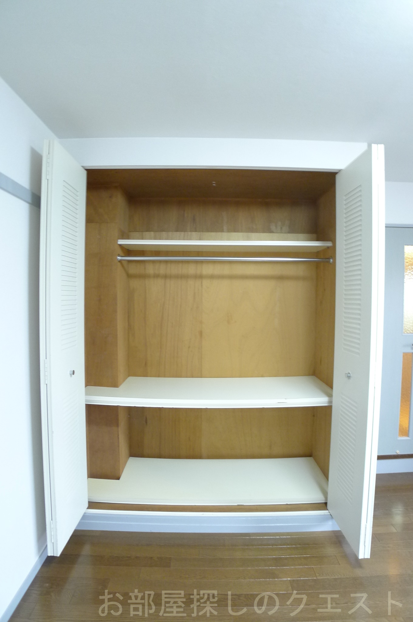 収納　（写真は同タイプ）