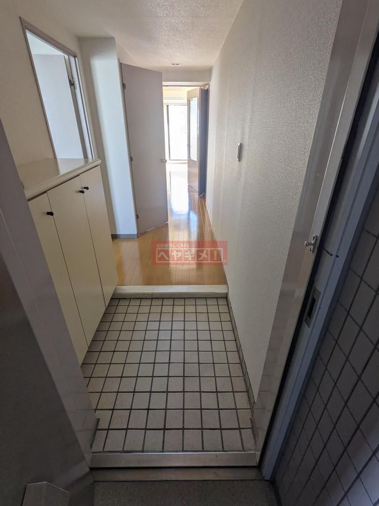 玄関　※類似部屋参照