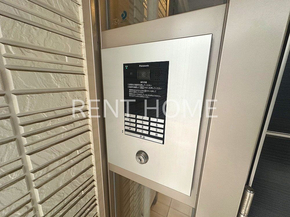 エントランス　オートロック完備