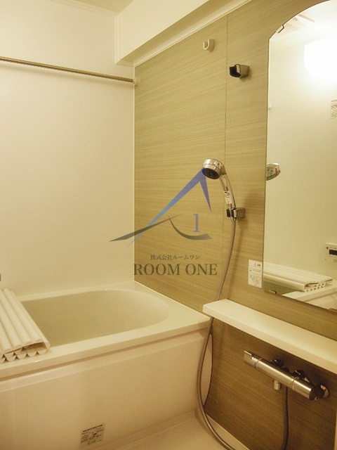バス・シャワールーム　お風呂です。