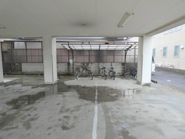 ＪＲ可部線 古市橋駅 徒歩10分 3階建 築46年の外観写真