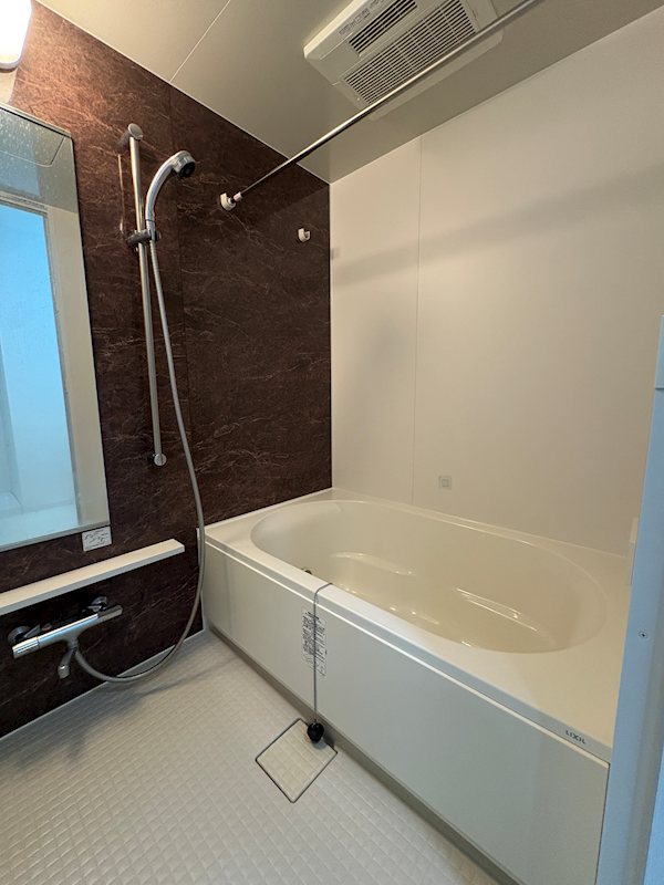 バス・シャワールーム　反転type参考写真