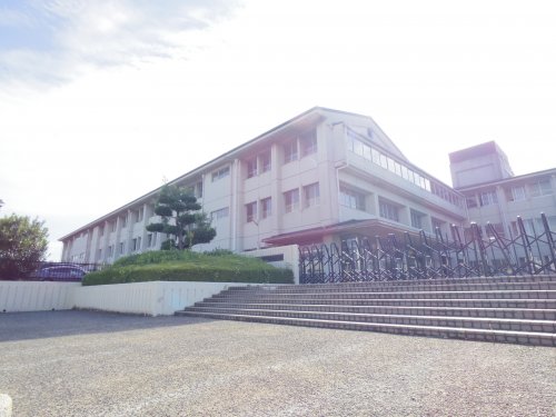 小学校　桜井市立桜井西小学校（小学校）まで1088m