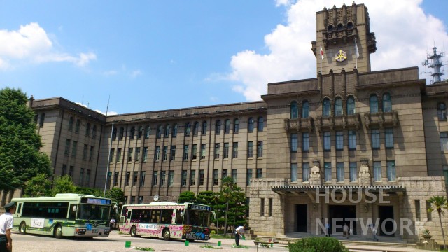 役所　京都市役所（役所）まで194m