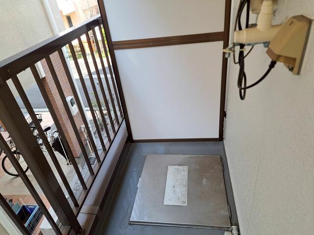 バルコニー　※別号室写真使用してます。?