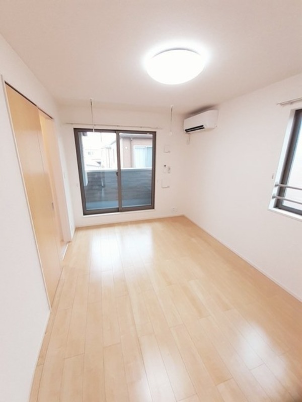 居室・リビング　図面と現状に相違がある場合には現状を優先