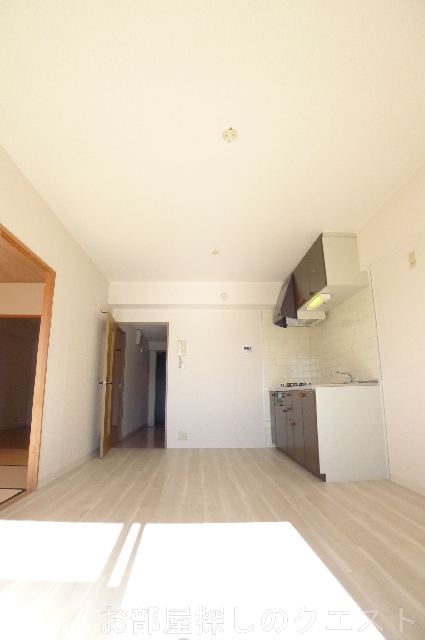 居室・リビング　（写真は同物件イメージ）