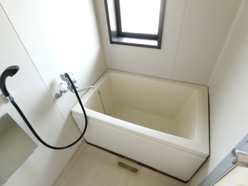 バス・シャワールーム　図面と現状に相違がある場合には現状を優先