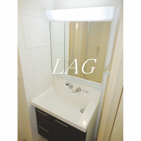 洗面設備　洗面台です。