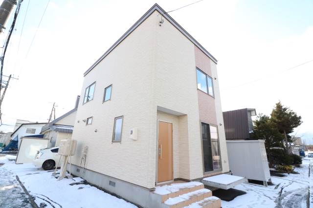 建物外観　オシャレな外観の戸建♪