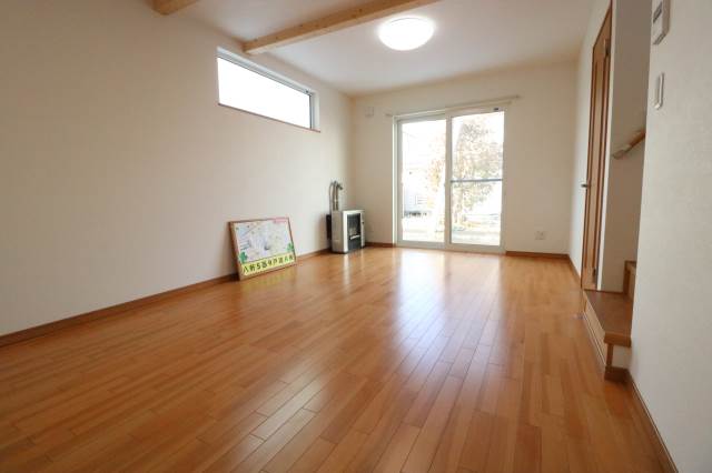 居室・リビング　綺麗な内装のリビングスペース♪