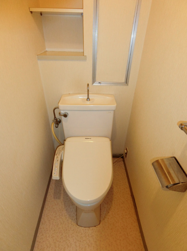 トイレ　清潔感のあるトイレです