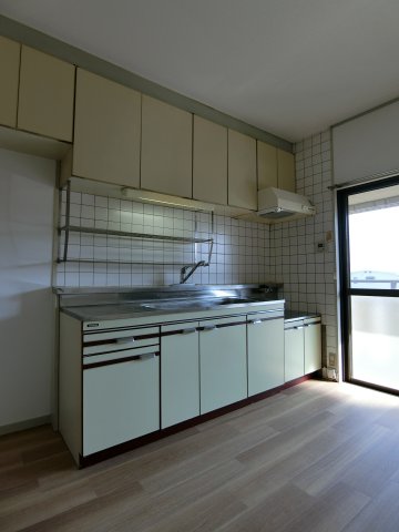 キッチン　キッチンでお料理をお楽しみください