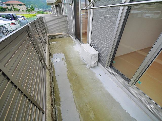 庭　お庭で自由な時間を過ごせます