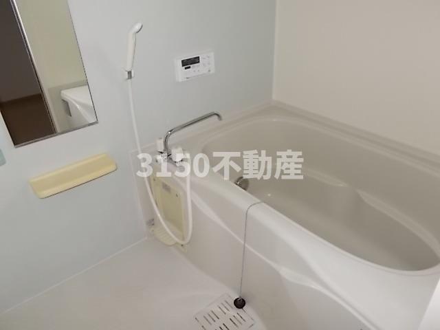 バス・シャワールーム　お風呂です