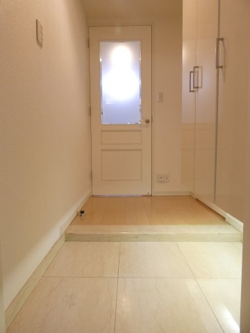 玄関　玄関※別部屋参考写真