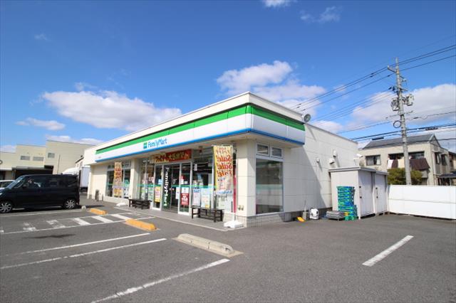 コンビニ　ファミリーマート岡山長岡店（コンビニ）まで453m