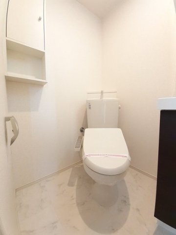 トイレ　落ち着いたトイレです