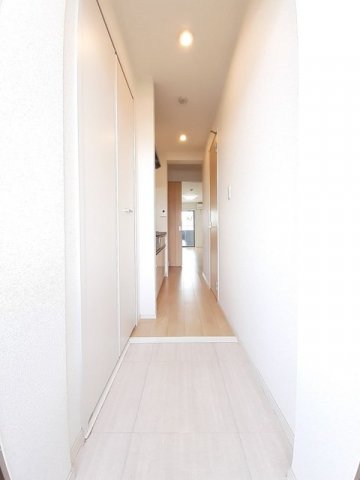 玄関　シンプルで使いやすい玄関です