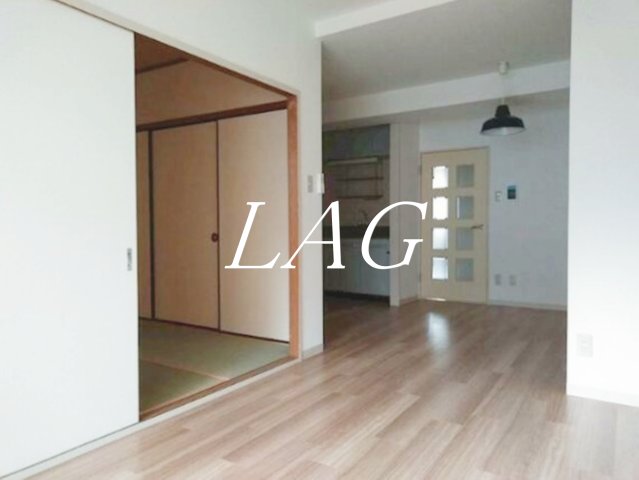 居室・リビング　洋室のお部屋です。
