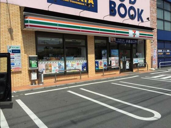 コンビニ　セブンイレブン相武台駅前店（コンビニ）まで174m
