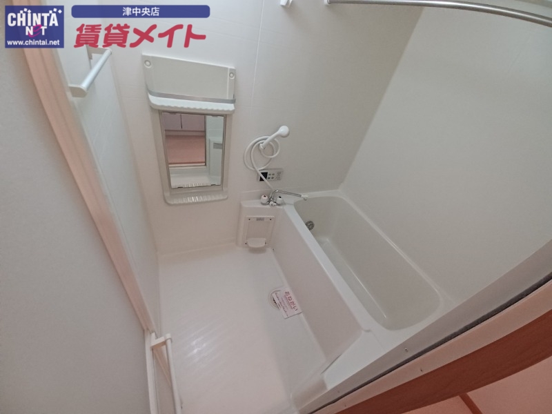 バス・シャワールーム　別部屋参考写真です