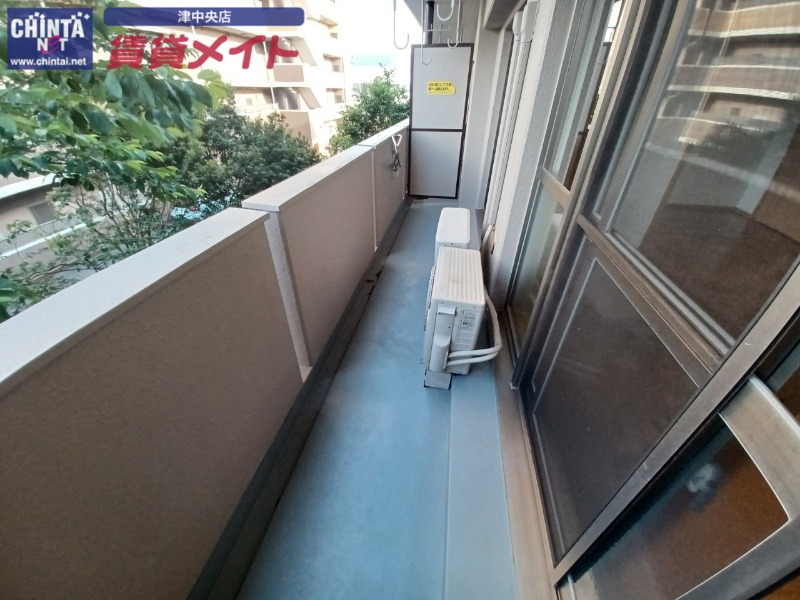 バルコニー　別部屋参考写真です