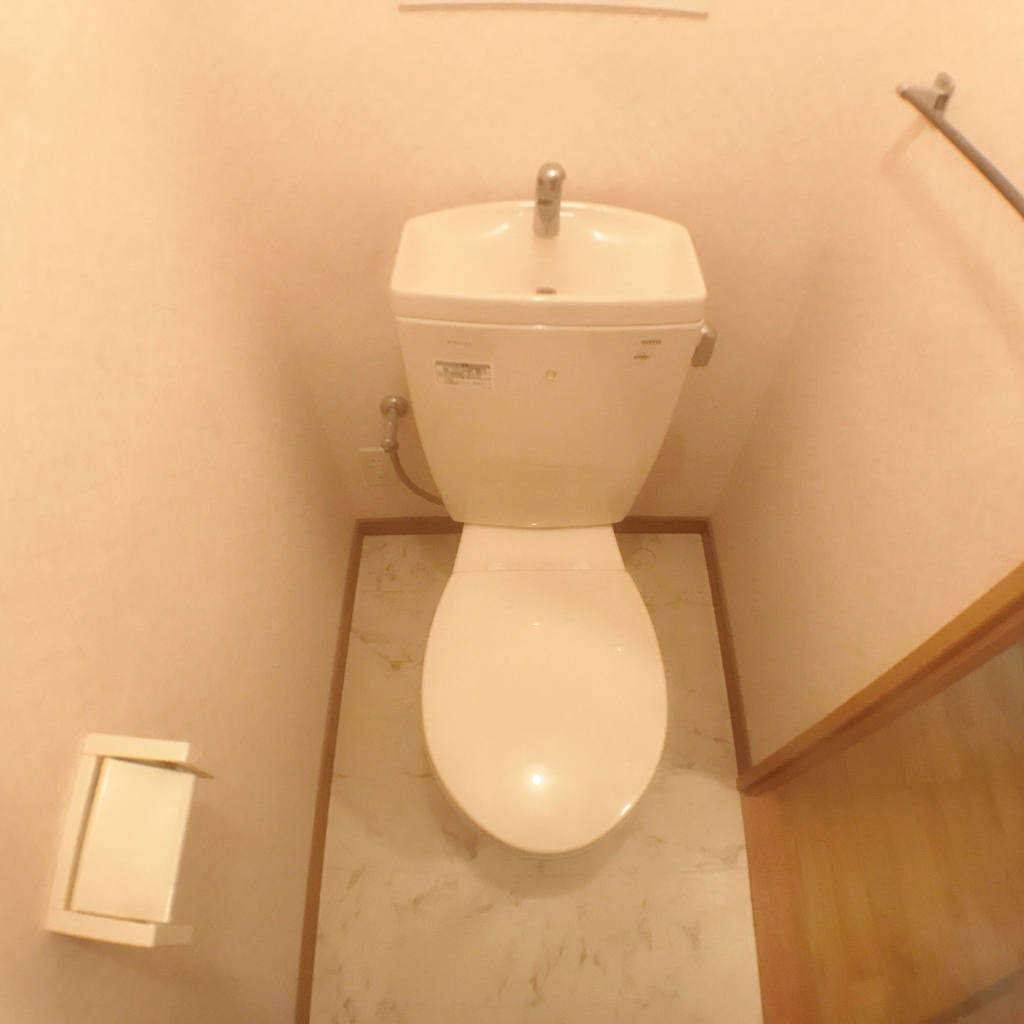 トイレ　105写真