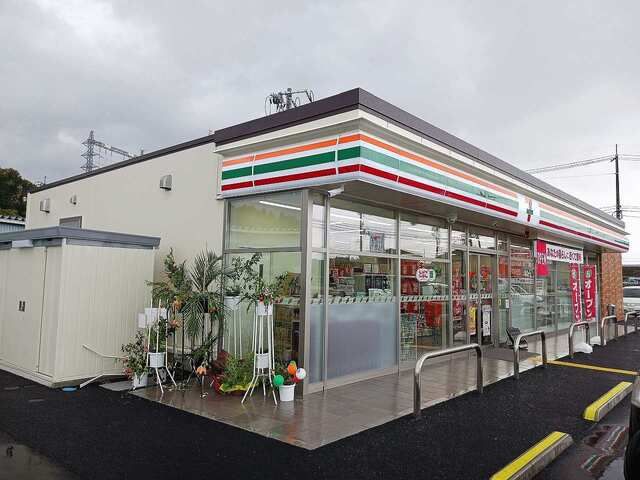 コンビニ　セブンイレブン 倉吉秋喜店（コンビニ）まで80m