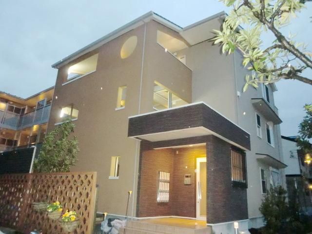 建物外観　タウンハウジング仙川店まで♪