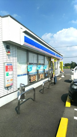 コンビニ　ローソン（コンビニ）まで5m
