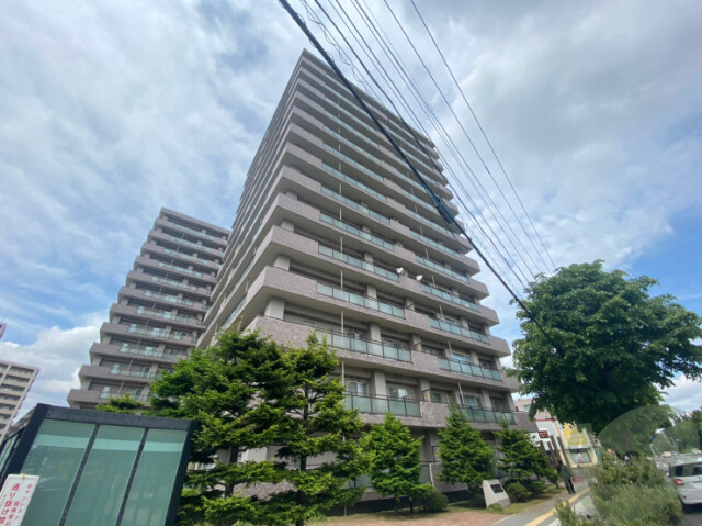 建物外観　札幌市中央区北１１条西「ヴェルドミール桑園壱番館」