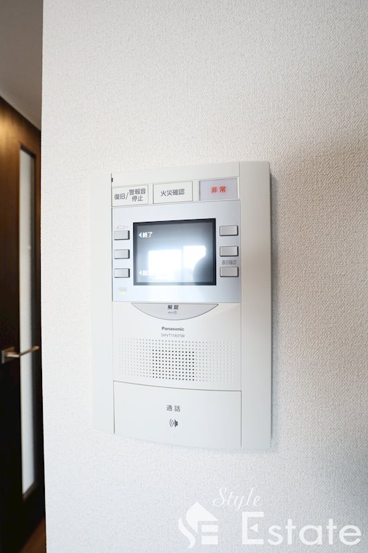 セキュリティ　モニター付きインターホン