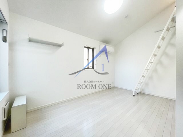 居室・リビング　洋室のお部屋です。