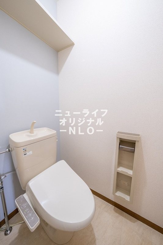 トイレ　毎日使うものだから、人に優しく清潔な温水洗浄機能付きトイレ☆