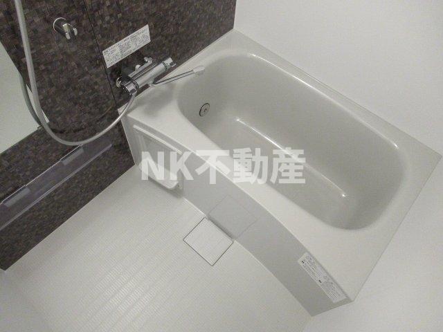 バス・シャワールーム　ゆったり過ごせるお風呂です