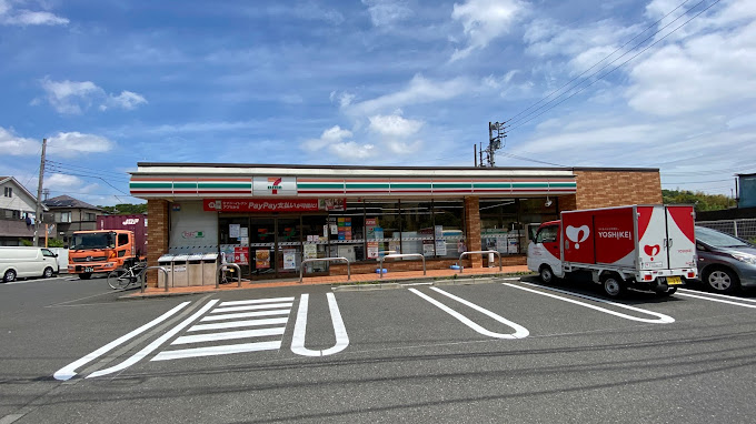 コンビニ　セブンイレブン 綾瀬早川虚空蔵橋店（コンビニ）まで614m
