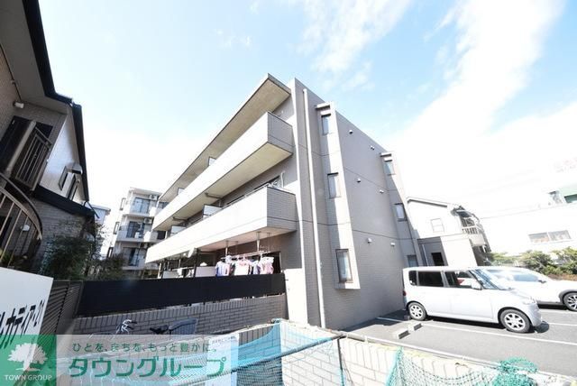 建物外観　本八幡駅12分です