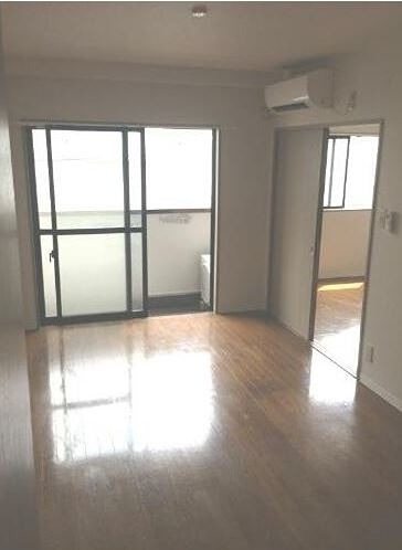 居室・リビング　※別部屋参考写真