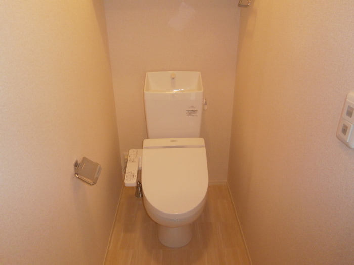 トイレ　清潔感のあるトイレです