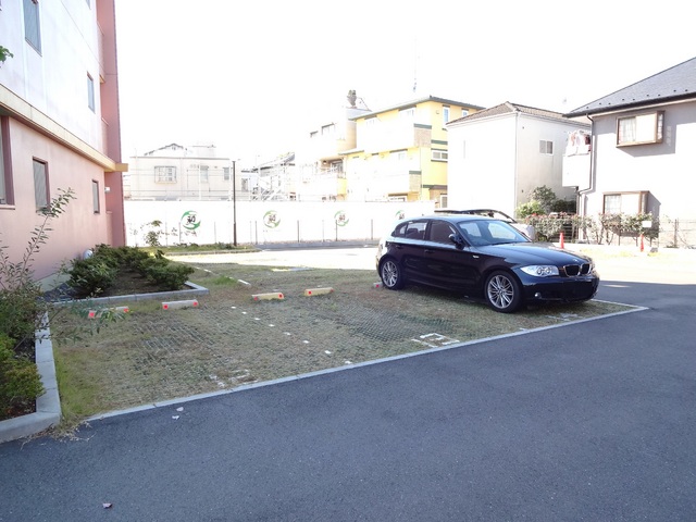 駐車場　敷地内駐車場です※要空確認※