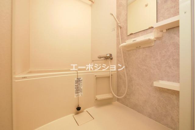 バス・シャワールーム　セレニテ難波ミラク参番館