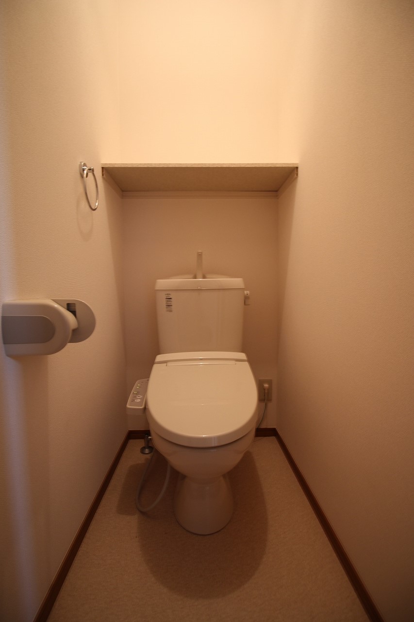 トイレ　清潔感のあるトイレです