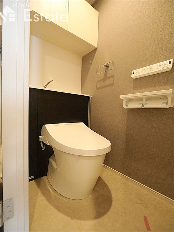 ホワイトメゾン新栄のトイレ写真
