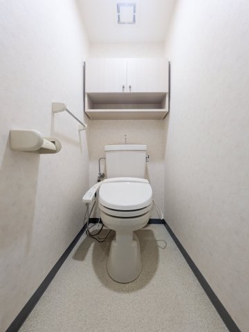 トーカンマンション新三田C棟のトイレ写真