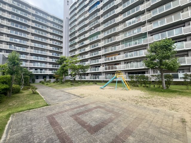 トーカンマンション新三田C棟の外観写真
